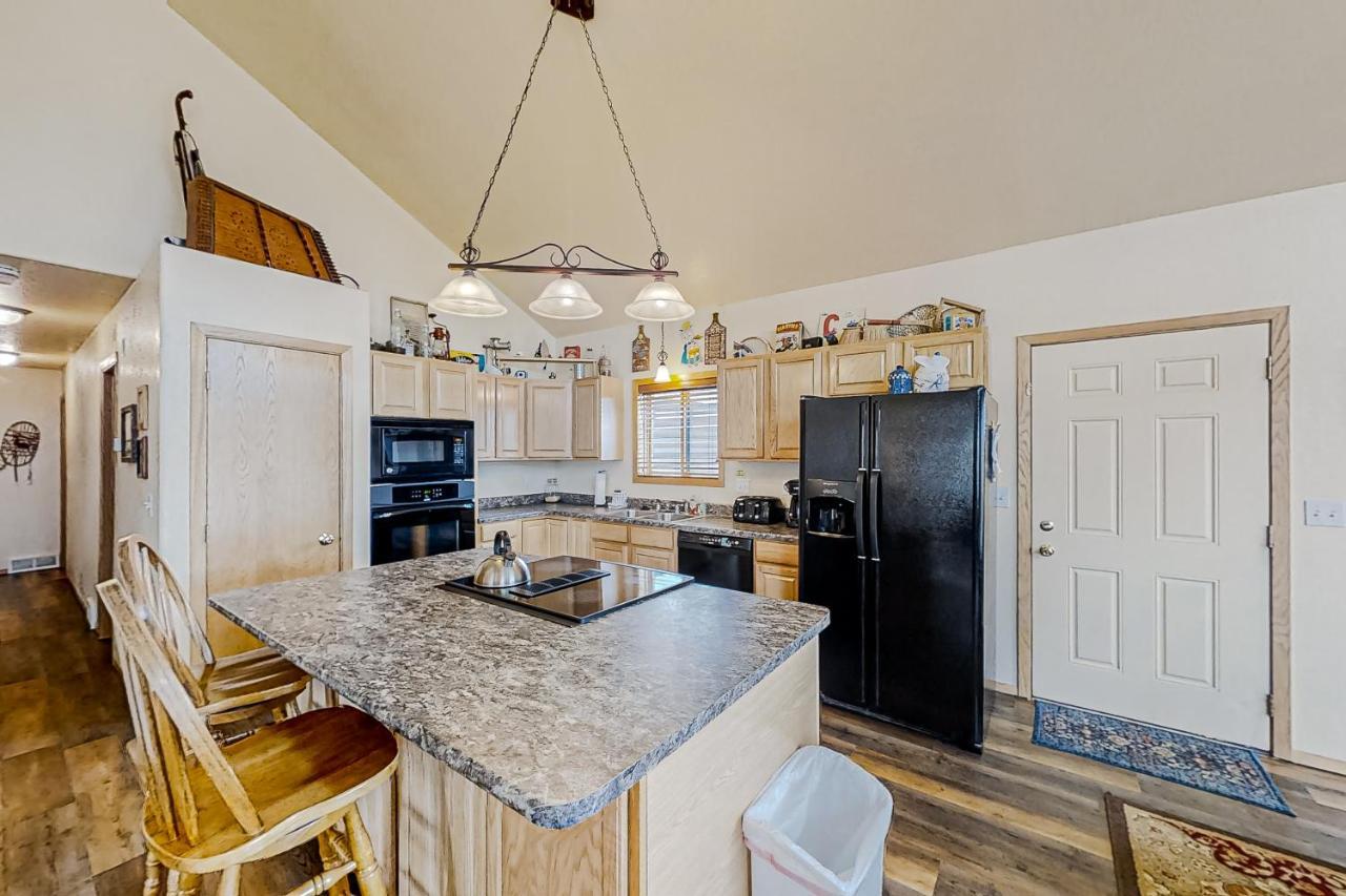 Hemlock Cabin Granby Εξωτερικό φωτογραφία